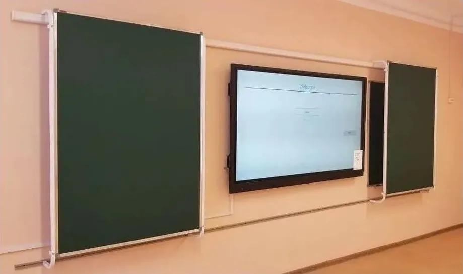 Интерактивный программно-аппаратный комплекс с рельсовой системой 75 дюймов